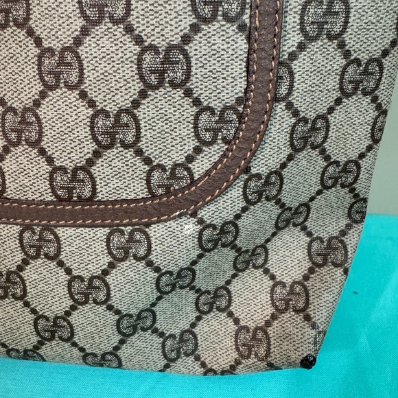 Gucci Sherry Liine Tote with Red and Green Straps - Picture 4 of 16